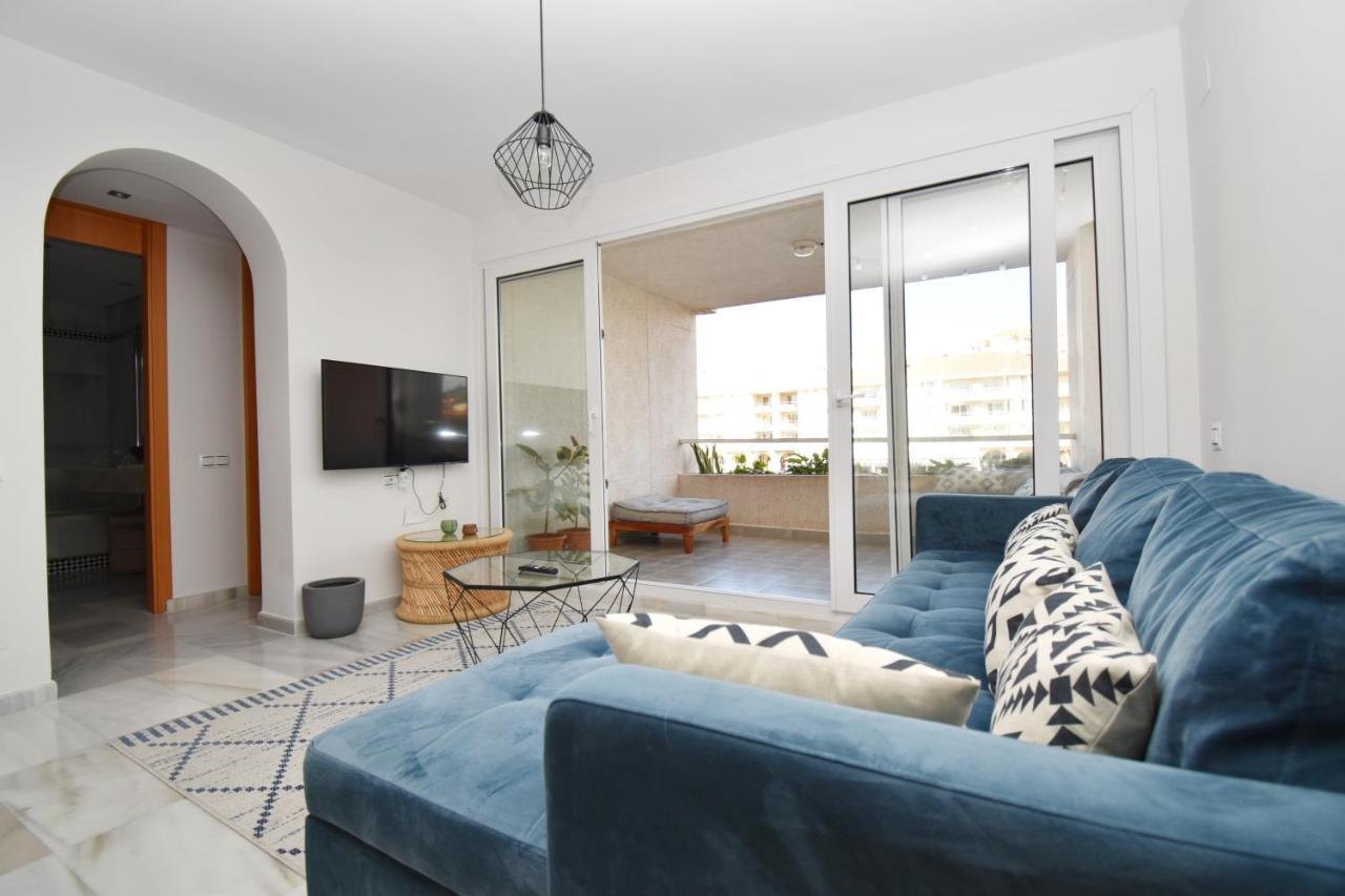 Expoholidays - Puerto * Almerimar